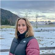 Erfahrene Englischlehrerin bietet Nachhilfe online und vor Ort.